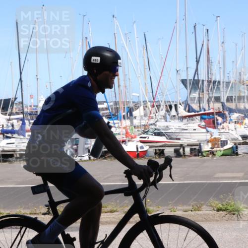 17.08.2025 - KN Förde Triathlon 2025 Yannick Fuchs http://msf.ph/oto/8627546 17.08.2025 13:20:15 Radfahren 434, 450, 456, 480, 526, 440, 472 meine-sportfotos.de