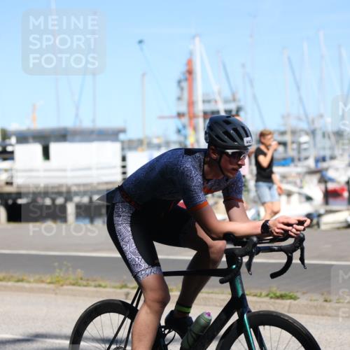 17.08.2025 - KN Förde Triathlon 2025 Yannick Fuchs http://msf.ph/oto/8627554 17.08.2025 13:20:28 Radfahren 411, 437, 442, 460, 467, 486, 522, 541, 434, 456, 526, 541 meine-sportfotos.de