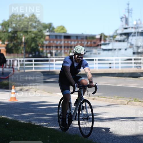 17.08.2025 - KN Förde Triathlon 2025 Yannick Fuchs http://msf.ph/oto/8627557 17.08.2025 13:20:49 Radfahren 410, 473, 525, 540, 546, 511 meine-sportfotos.de