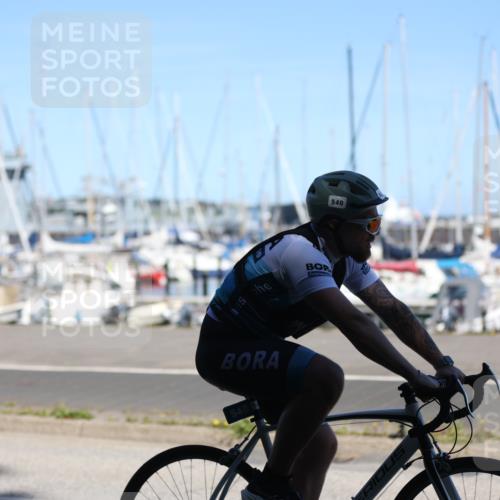 17.08.2025 - KN Förde Triathlon 2025 Yannick Fuchs http://msf.ph/oto/8627561 17.08.2025 13:20:50 Radfahren 410, 473, 525, 540, 546 meine-sportfotos.de