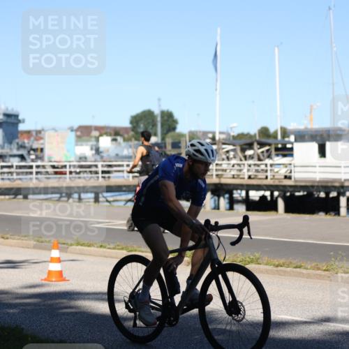 17.08.2025 - KN Förde Triathlon 2025 Yannick Fuchs http://msf.ph/oto/8627601 17.08.2025 13:21:20 Radfahren 446, 477, 512, 457, 502 meine-sportfotos.de