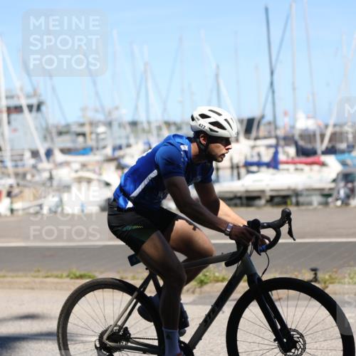 17.08.2025 - KN Förde Triathlon 2025 Yannick Fuchs http://msf.ph/oto/8627604 17.08.2025 13:21:21 Radfahren 446, 477, 512, 457, 502 meine-sportfotos.de