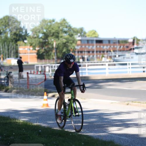 17.08.2025 - KN Förde Triathlon 2025 Yannick Fuchs http://msf.ph/oto/8627607 17.08.2025 13:21:40 Radfahren 516, 520, 519 meine-sportfotos.de