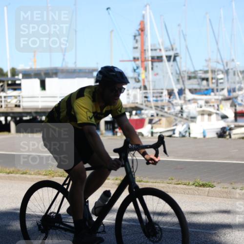 17.08.2025 - KN Förde Triathlon 2025 Yannick Fuchs http://msf.ph/oto/8627637 17.08.2025 13:26:48 Radfahren 412, 470, 479, 533, 547 meine-sportfotos.de