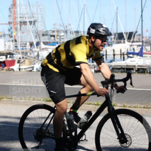 17.08.2025 - KN Förde Triathlon 2025 Yannick Fuchs http://msf.ph/oto/8627638 17.08.2025 13:26:48 Radfahren 412, 470, 479, 533, 547 meine-sportfotos.de