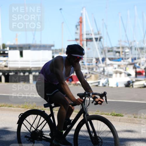 17.08.2025 - KN Förde Triathlon 2025 Yannick Fuchs http://msf.ph/oto/8627640 17.08.2025 13:26:49 Radfahren 412, 470, 479, 498, 533 meine-sportfotos.de