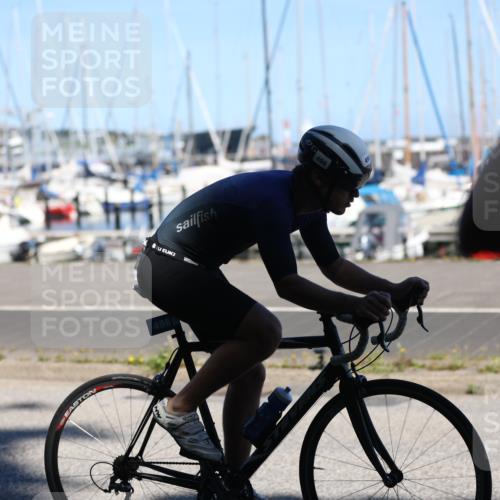 17.08.2025 - KN Förde Triathlon 2025 Yannick Fuchs http://msf.ph/oto/8627648 17.08.2025 13:26:58 Radfahren 427, 487, 498, 505, 506, 523, 532, 412, 479, 533 meine-sportfotos.de