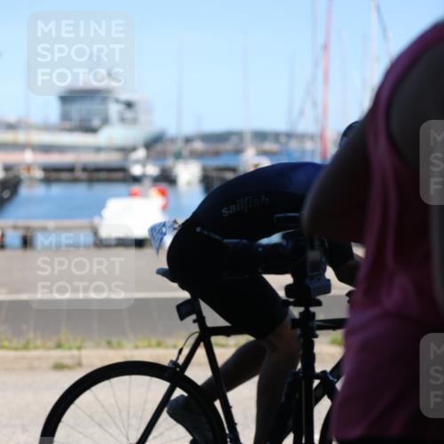 17.08.2025 - KN Förde Triathlon 2025 Yannick Fuchs http://msf.ph/oto/8627650 17.08.2025 13:26:59 Radfahren 427, 487, 498, 505, 506, 523, 532, 412, 479 meine-sportfotos.de