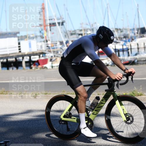 17.08.2025 - KN Förde Triathlon 2025 Yannick Fuchs http://msf.ph/oto/8627654 17.08.2025 13:27:04 Radfahren 427, 459, 487, 500, 505, 518, 523, 532, 498, 505, 506 meine-sportfotos.de