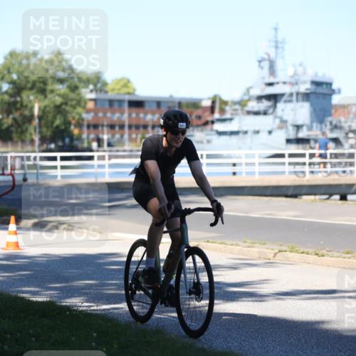 17.08.2025 - KN Förde Triathlon 2025 Yannick Fuchs http://msf.ph/oto/8627680 17.08.2025 13:27:46 Radfahren 436, 448, 465, 529, 531 meine-sportfotos.de