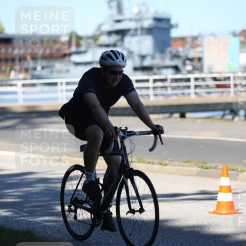 17.08.2025 - KN Förde Triathlon 2025 Yannick Fuchs http://msf.ph/oto/8627689 17.08.2025 13:27:53 Radfahren 397, 421, 436, 455, 478, 491, 536, 448, 465, 529, 531 meine-sportfotos.de