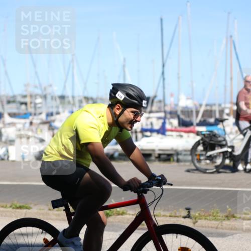 17.08.2025 - KN Förde Triathlon 2025 Yannick Fuchs http://msf.ph/oto/8627702 17.08.2025 13:27:59 Radfahren 397, 421, 443, 455, 478, 491, 536, 544, 421, 436 meine-sportfotos.de