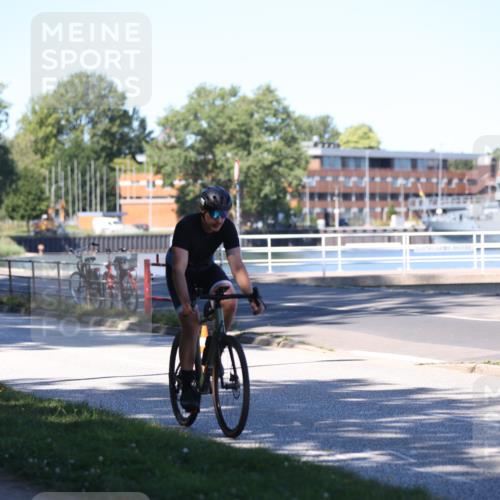 17.08.2025 - KN Förde Triathlon 2025 Yannick Fuchs http://msf.ph/oto/8627711 17.08.2025 13:28:06 Radfahren 443, 483, 515, 544, 397, 455, 478, 491, 536 meine-sportfotos.de