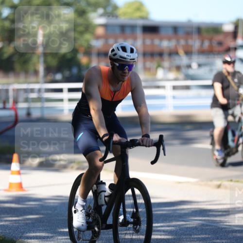 17.08.2025 - KN Förde Triathlon 2025 Yannick Fuchs http://msf.ph/oto/8627723 17.08.2025 13:28:19 Radfahren 462, 485, 507, 483, 515 meine-sportfotos.de