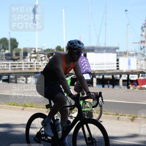 17.08.2025 - KN Förde Triathlon 2025 Yannick Fuchs http://msf.ph/oto/8627728 17.08.2025 13:28:20 Radfahren 462, 485, 507, 483, 515 meine-sportfotos.de