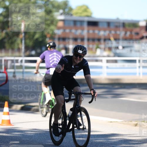 17.08.2025 - KN Förde Triathlon 2025 Yannick Fuchs http://msf.ph/oto/8627730 17.08.2025 13:28:22 Radfahren 462, 485, 507, 483, 515 meine-sportfotos.de