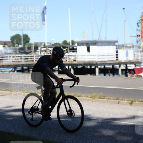 17.08.2025 - KN Förde Triathlon 2025 Yannick Fuchs http://msf.ph/oto/8627751 17.08.2025 13:28:43 Radfahren 412, 479, 505, 541, 479, 506 meine-sportfotos.de