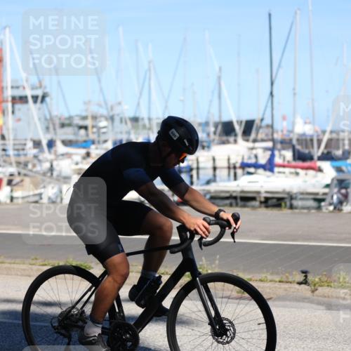 17.08.2025 - KN Förde Triathlon 2025 Yannick Fuchs http://msf.ph/oto/8627753 17.08.2025 13:28:43 Radfahren 412, 479, 505, 541, 479, 506 meine-sportfotos.de