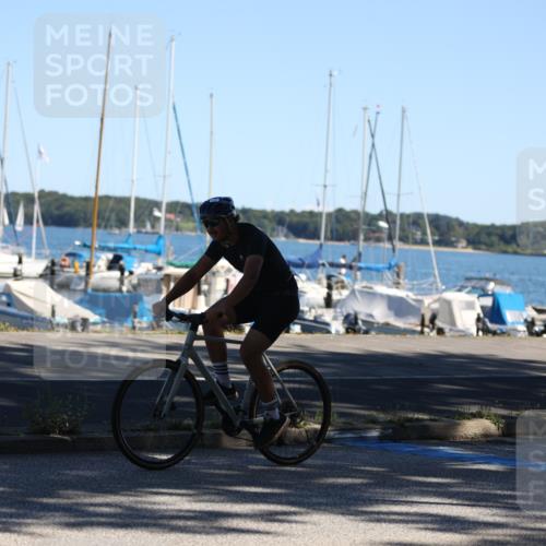 17.08.2025 - KN Förde Triathlon 2025 Yannick Fuchs http://msf.ph/oto/8627756 17.08.2025 13:29:11 Radfahren 357, 526, 495, 526 meine-sportfotos.de