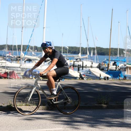 17.08.2025 - KN Förde Triathlon 2025 Yannick Fuchs http://msf.ph/oto/8627758 17.08.2025 13:29:11 Radfahren 357, 526, 495, 526 meine-sportfotos.de