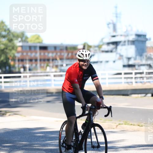 17.08.2025 - KN Förde Triathlon 2025 Yannick Fuchs http://msf.ph/oto/8627773 17.08.2025 13:29:40 Radfahren 397, 534 meine-sportfotos.de
