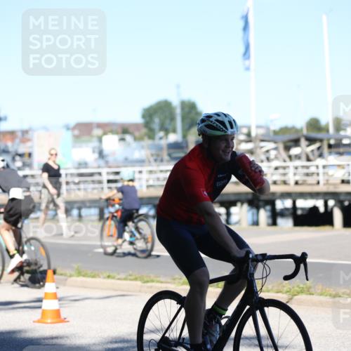 17.08.2025 - KN Förde Triathlon 2025 Yannick Fuchs http://msf.ph/oto/8627774 17.08.2025 13:29:40 Radfahren 397, 534 meine-sportfotos.de