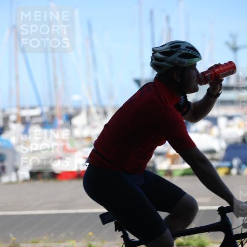 17.08.2025 - KN Förde Triathlon 2025 Yannick Fuchs http://msf.ph/oto/8627778 17.08.2025 13:29:41 Radfahren 397, 534 meine-sportfotos.de