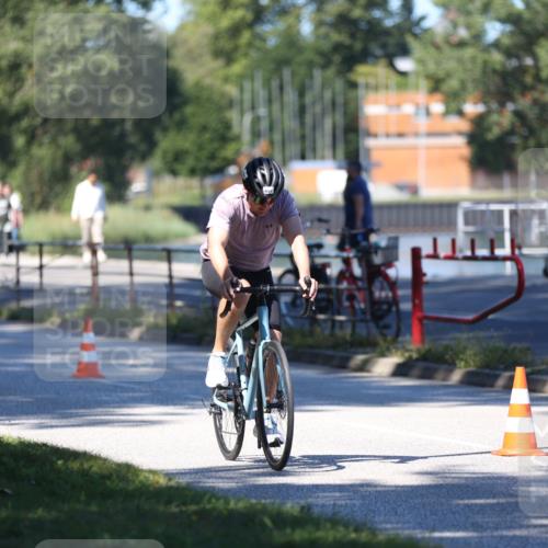 17.08.2025 - KN Förde Triathlon 2025 Yannick Fuchs http://msf.ph/oto/8627799 17.08.2025 13:30:43 Radfahren 482, 496, 504, 522, 526, 522 meine-sportfotos.de