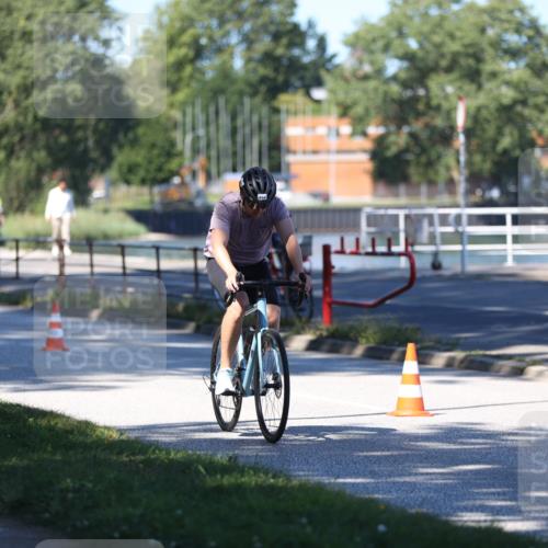 17.08.2025 - KN Förde Triathlon 2025 Yannick Fuchs http://msf.ph/oto/8627800 17.08.2025 13:30:43 Radfahren 482, 496, 504, 522, 526, 522 meine-sportfotos.de