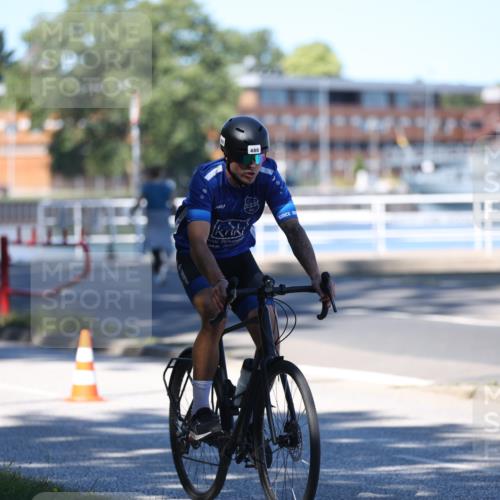 17.08.2025 - KN Förde Triathlon 2025 Yannick Fuchs http://msf.ph/oto/8627835 17.08.2025 13:31:19 Radfahren 480, 511 meine-sportfotos.de