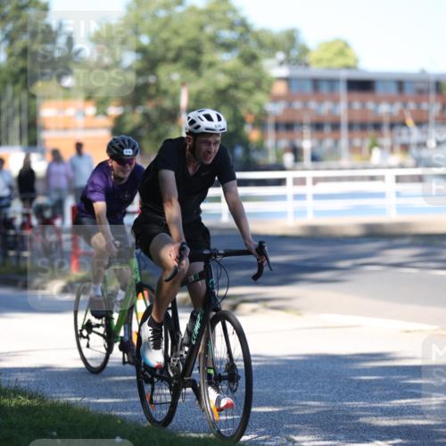 17.08.2025 - KN Förde Triathlon 2025 Yannick Fuchs http://msf.ph/oto/8627850 17.08.2025 13:31:34 Radfahren 508, 516, 517, 528, 534, 508, 517 meine-sportfotos.de