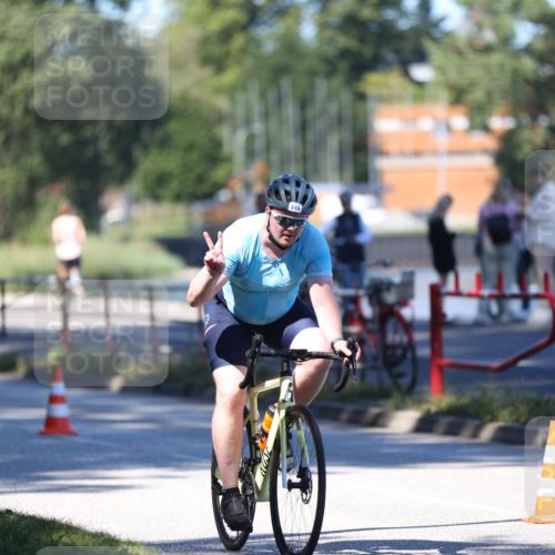 17.08.2025 - KN Förde Triathlon 2025 Yannick Fuchs http://msf.ph/oto/8627865 17.08.2025 13:31:55 Radfahren 426, 519 meine-sportfotos.de