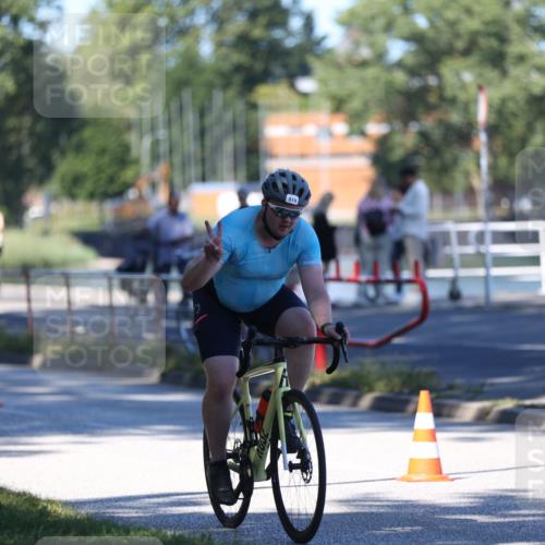 17.08.2025 - KN Förde Triathlon 2025 Yannick Fuchs http://msf.ph/oto/8627866 17.08.2025 13:31:55 Radfahren 426, 519 meine-sportfotos.de