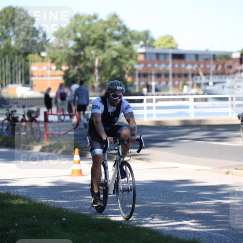 17.08.2025 - KN Förde Triathlon 2025 Yannick Fuchs http://msf.ph/oto/8627882 17.08.2025 13:32:14 Radfahren 512, 522, 525, 540 meine-sportfotos.de