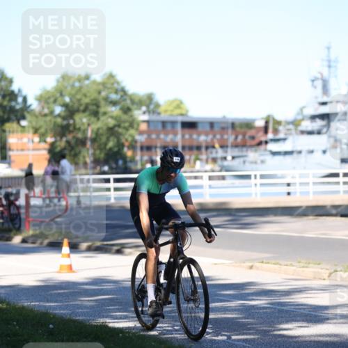 17.08.2025 - KN Förde Triathlon 2025 Yannick Fuchs http://msf.ph/oto/8627897 17.08.2025 13:32:38 Radfahren 410, 496, 546, 438, 520 meine-sportfotos.de