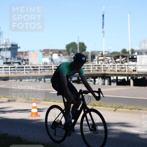 17.08.2025 - KN Förde Triathlon 2025 Yannick Fuchs http://msf.ph/oto/8627899 17.08.2025 13:32:39 Radfahren 410, 496, 546, 410 meine-sportfotos.de