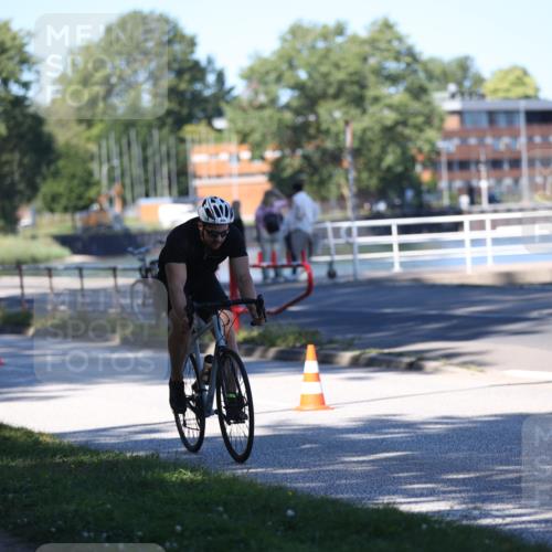 17.08.2025 - KN Förde Triathlon 2025 Yannick Fuchs http://msf.ph/oto/8627904 17.08.2025 13:32:41 Radfahren 486, 496, 511, 546, 410, 546 meine-sportfotos.de