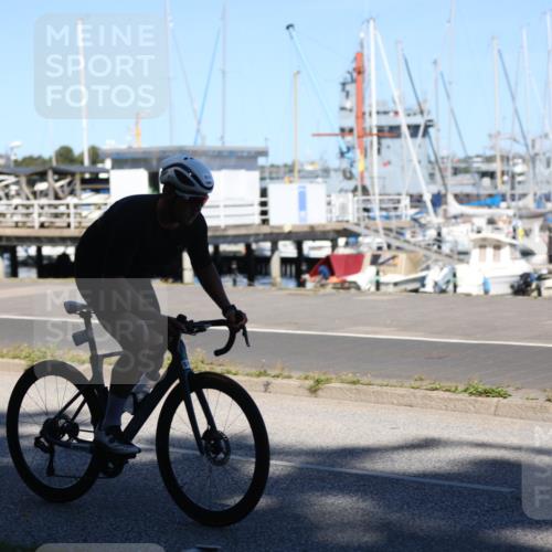 17.08.2025 - KN Förde Triathlon 2025 Yannick Fuchs http://msf.ph/oto/8627915 17.08.2025 13:32:50 Radfahren 477, 486, 511, 542, 496 meine-sportfotos.de