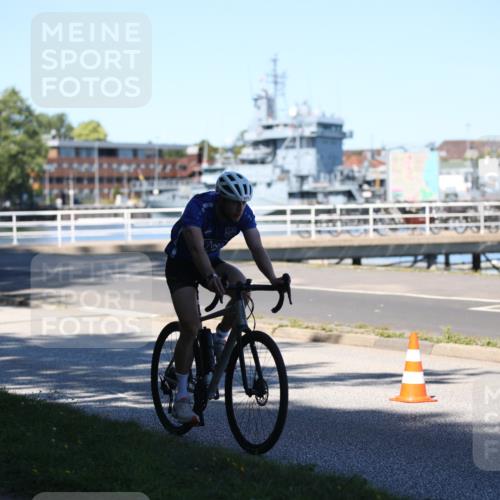 17.08.2025 - KN Förde Triathlon 2025 Yannick Fuchs http://msf.ph/oto/8627920 17.08.2025 13:32:53 Radfahren 477, 486, 542, 486, 511 meine-sportfotos.de