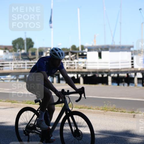 17.08.2025 - KN Förde Triathlon 2025 Yannick Fuchs http://msf.ph/oto/8627923 17.08.2025 13:32:53 Radfahren 477, 486, 542, 486, 511 meine-sportfotos.de