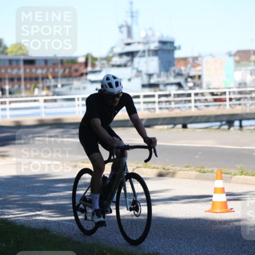 17.08.2025 - KN Förde Triathlon 2025 Yannick Fuchs http://msf.ph/oto/8627929 17.08.2025 13:33:14 Radfahren 484, 514, 517, 524, 527 meine-sportfotos.de
