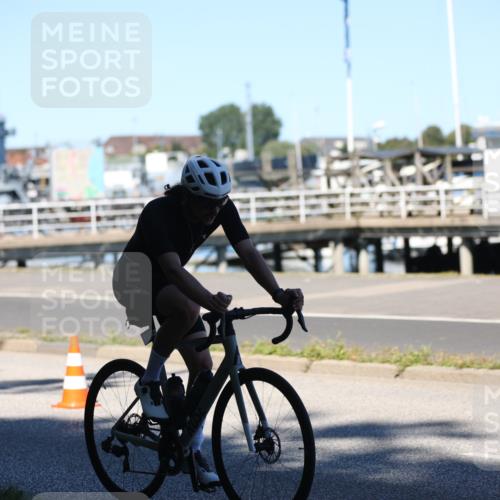 17.08.2025 - KN Förde Triathlon 2025 Yannick Fuchs http://msf.ph/oto/8627931 17.08.2025 13:33:14 Radfahren 484, 514, 517, 524, 527 meine-sportfotos.de