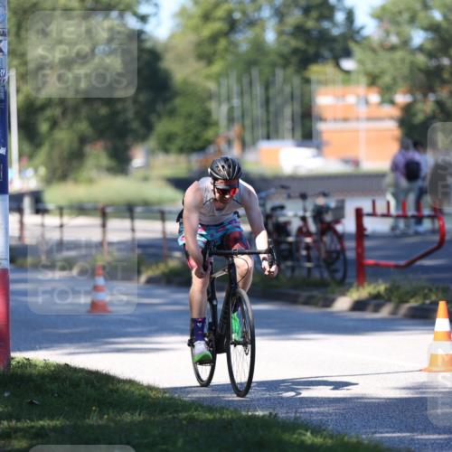 17.08.2025 - KN Förde Triathlon 2025 Yannick Fuchs http://msf.ph/oto/8627944 17.08.2025 13:34:00 Radfahren 494, 510, 512 meine-sportfotos.de
