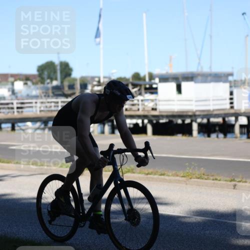 17.08.2025 - KN Förde Triathlon 2025 Yannick Fuchs http://msf.ph/oto/8627968 17.08.2025 13:34:11 Radfahren 481, 520, 494, 510, 512 meine-sportfotos.de