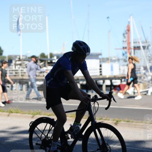17.08.2025 - KN Förde Triathlon 2025 Yannick Fuchs http://msf.ph/oto/8627977 17.08.2025 13:34:28 Radfahren 410, 438, 535, 542, 549 meine-sportfotos.de