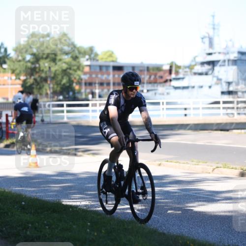 17.08.2025 - KN Förde Triathlon 2025 Yannick Fuchs http://msf.ph/oto/8627991 17.08.2025 13:34:33 Radfahren 410, 542, 410, 438, 535 meine-sportfotos.de