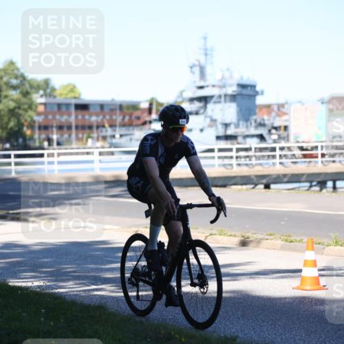 17.08.2025 - KN Förde Triathlon 2025 Yannick Fuchs http://msf.ph/oto/8627992 17.08.2025 13:34:34 Radfahren 542, 410, 438, 535 meine-sportfotos.de