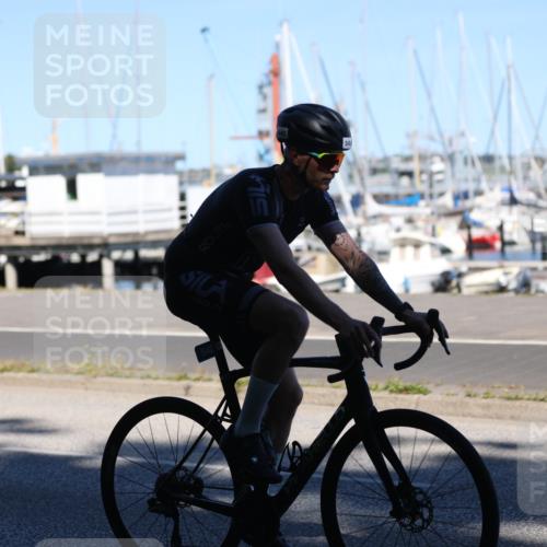 17.08.2025 - KN Förde Triathlon 2025 Yannick Fuchs http://msf.ph/oto/8627995 17.08.2025 13:34:34 Radfahren 542, 410, 438, 535 meine-sportfotos.de