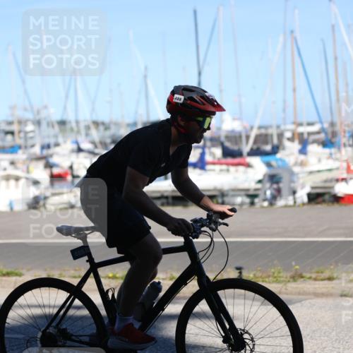 17.08.2025 - KN Förde Triathlon 2025 Yannick Fuchs http://msf.ph/oto/8628005 17.08.2025 13:34:52 Radfahren 484, 486, 524 meine-sportfotos.de