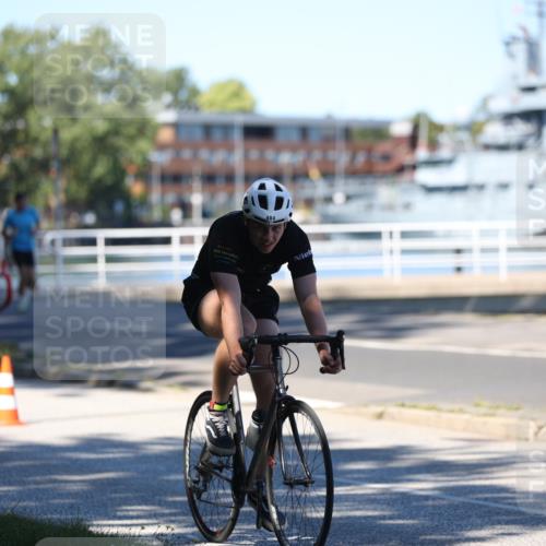 17.08.2025 - KN Förde Triathlon 2025 Yannick Fuchs http://msf.ph/oto/8628010 17.08.2025 13:34:57 Radfahren 484, 514, 524, 527, 486 meine-sportfotos.de